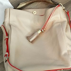 G.I.L.I. TOTE BAG IN GOLDEN BEIGE NEW